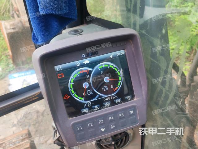 小時表(駕駛室部分) 小時表(駕駛室部分)