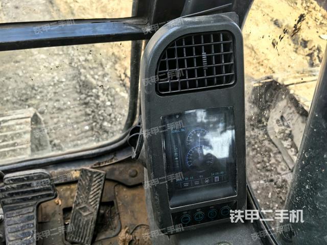 显示屏 （驾驶室部分）