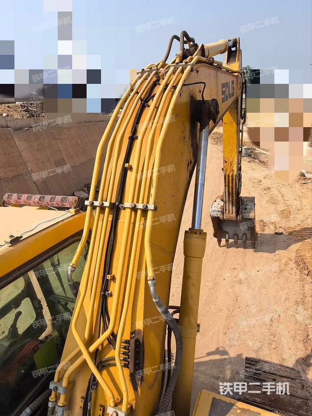 大臂整體?右側(cè)（工作和回轉(zhuǎn)裝置）