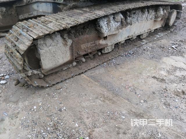 左側(cè)履帶整體?（行走機(jī)構(gòu)）