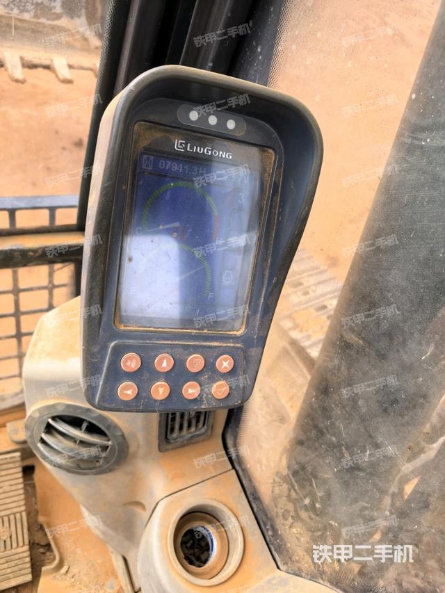 顯示屏?（駕駛室部分）