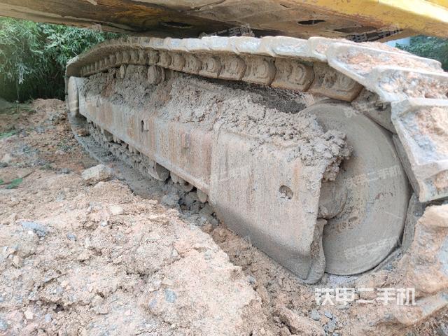 右側(cè)履帶整體（行走機構(gòu)）