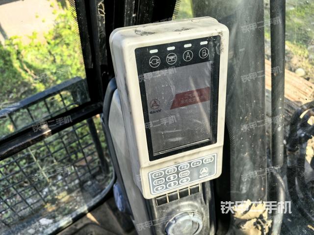 显示屏 （驾驶室部分）