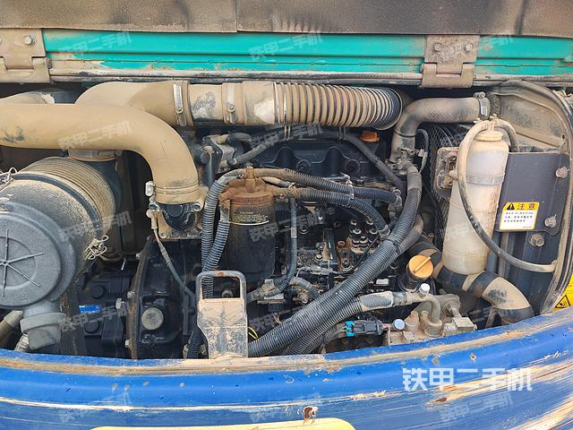 发动机整体俯视（整机外观）