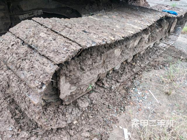 右側(cè)履帶整體（行走機構(gòu)）