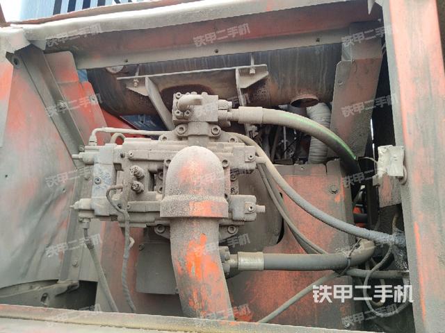 液壓泵室（大件艙室）