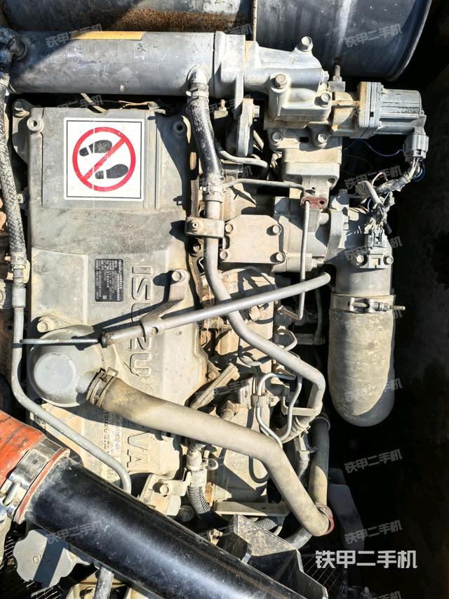 气门室盖螺丝特写（上车部件）