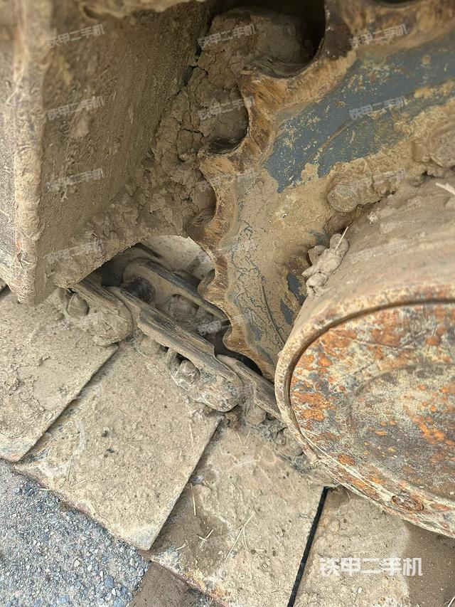 單側履帶整體（整機外觀）