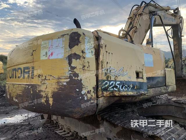 整机右后45°（整机外观）