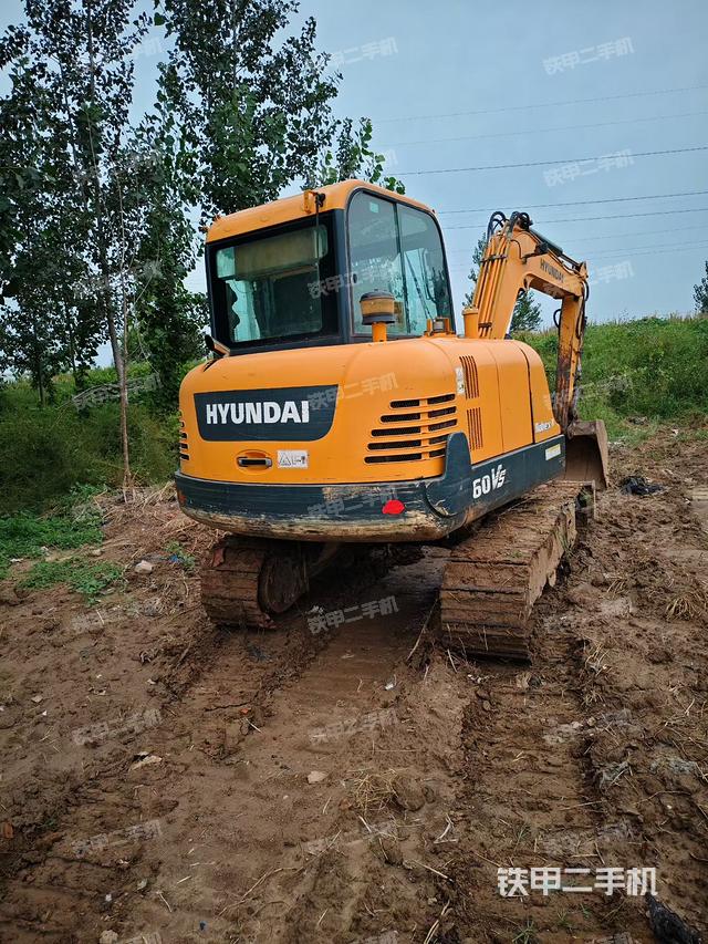 駕駛室頂部（整機(jī)外觀）
