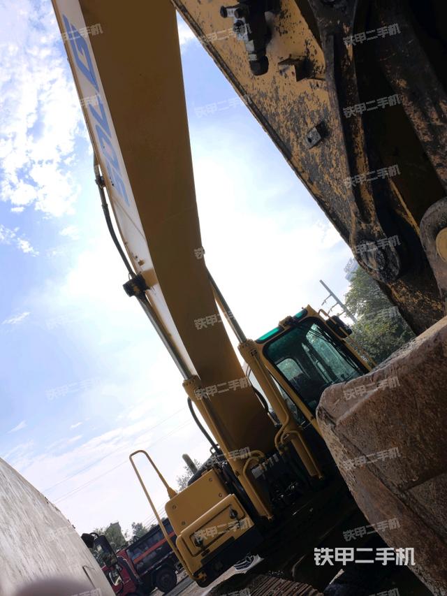 大臂整体 右侧（工作和回转装置）