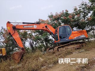 斗山DX215-9C挖掘机实拍图片