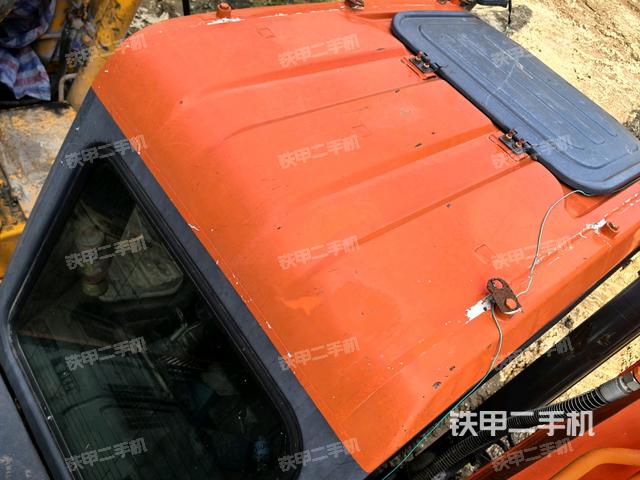 驾驶室顶部俯视（上车部件）