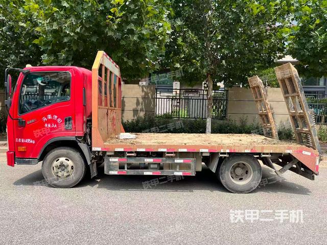 整机左侧（设备外观及核心部件）