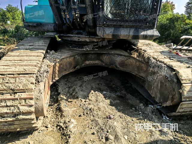 轉盤和下車架正前（工作和回轉裝置）