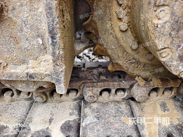 单侧履带整体（整机外观）