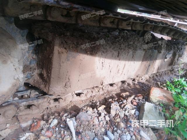 右導(dǎo)向輪（行走機構(gòu)）