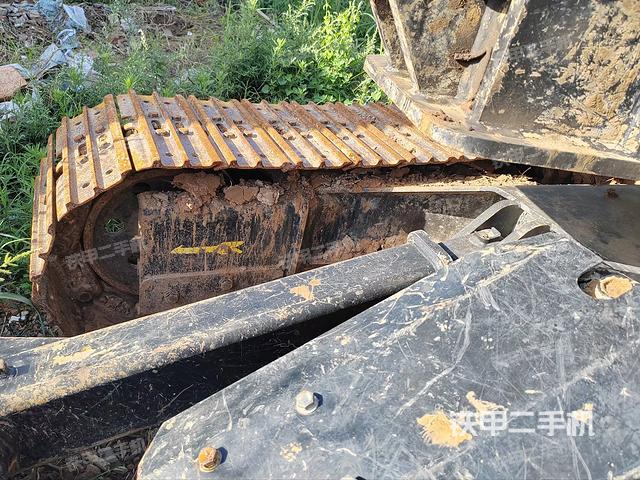 單側(cè)履帶整體（整機(jī)外觀）