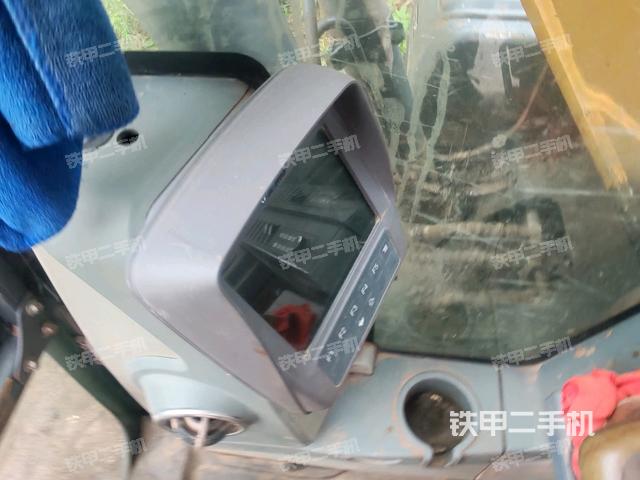 座椅后部(駕駛室部分) 座椅后部(駕駛室部分)