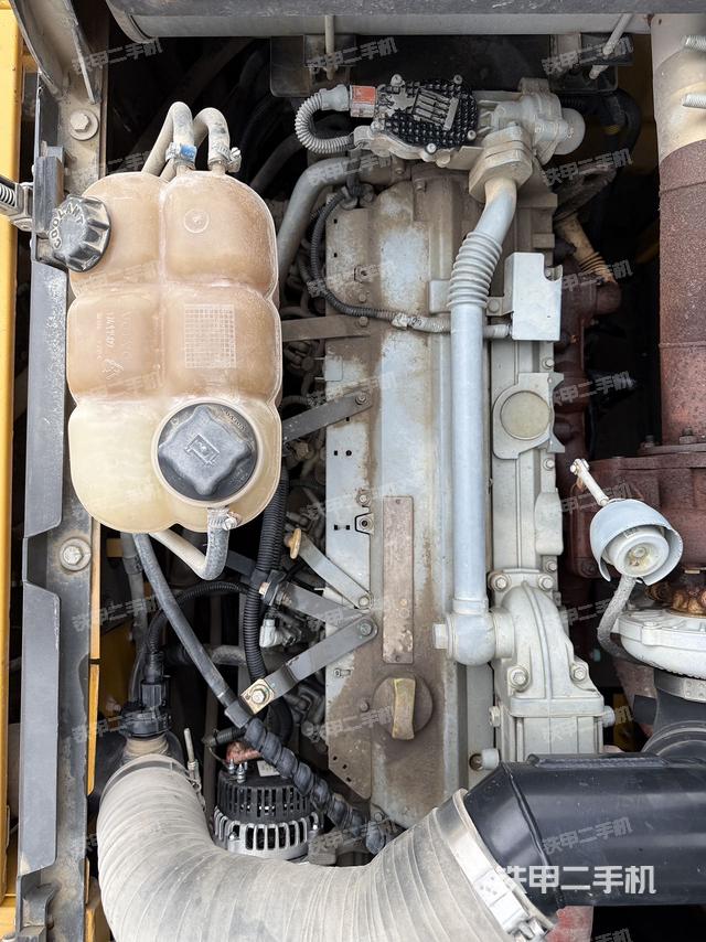 发动机整体俯视（整机外观）