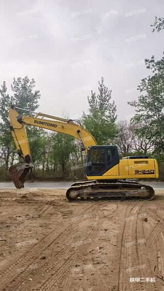 住友SH240-5挖掘机实拍图片