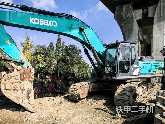 神鋼SK380D-8挖掘機(jī)