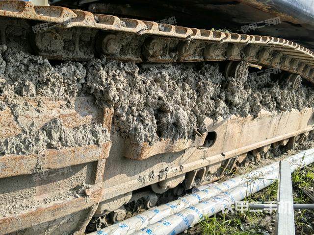 右侧履带整体（行走机构）