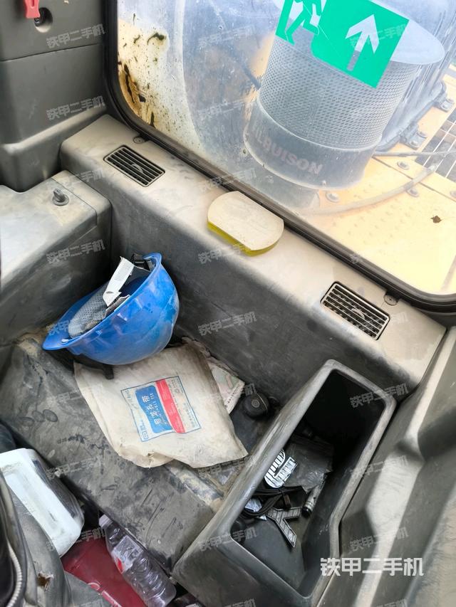 座椅后部（駕駛室部分）