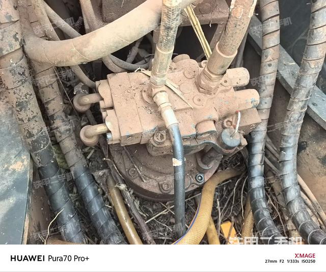 回轉(zhuǎn)馬達（上車部件）