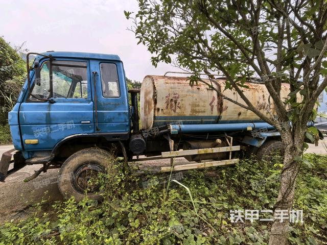 東風(fēng)EQ5092GPS19D市政環(huán)衛(wèi)機(jī)械