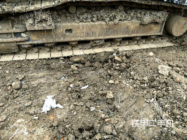 左側(cè)履帶整體?（行走機(jī)構(gòu)）