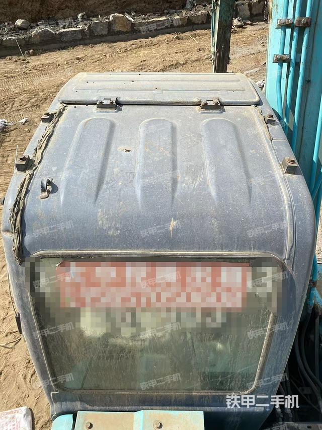 駕駛室頂部（整機(jī)外觀）