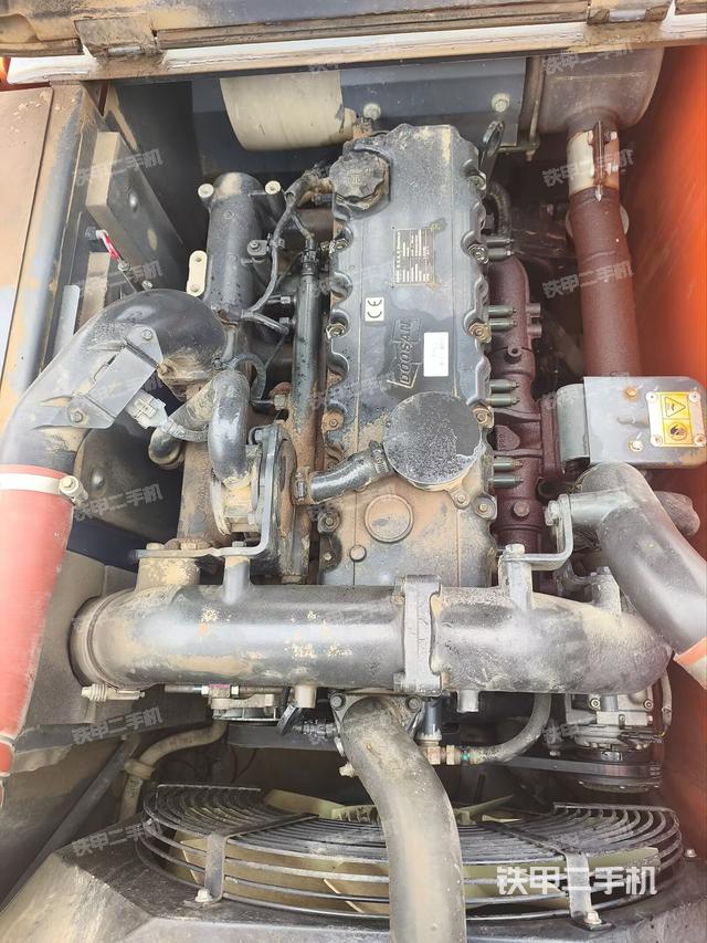 發(fā)動(dòng)機(jī)整體俯視（整機(jī)外觀）