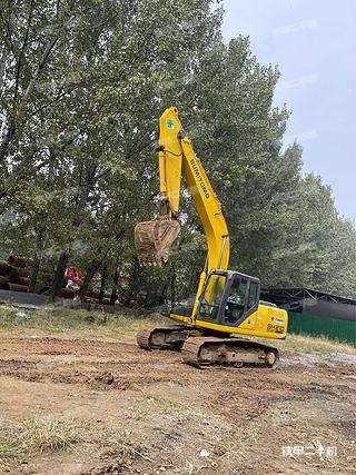 住友SH210A5挖掘机实拍图片