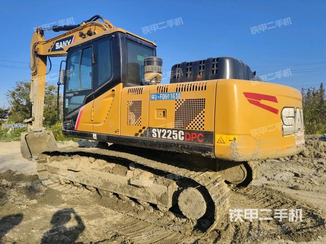 三一重工SY205C-10挖掘機(jī)
