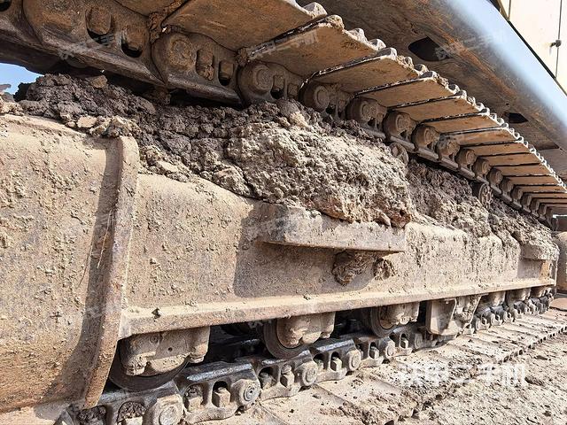 左側(cè)履帶整體?（行走機(jī)構(gòu)）