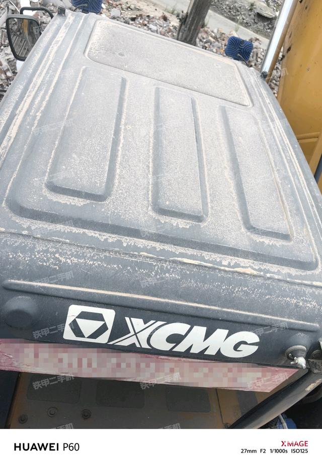 驾驶室顶部（整机外观）