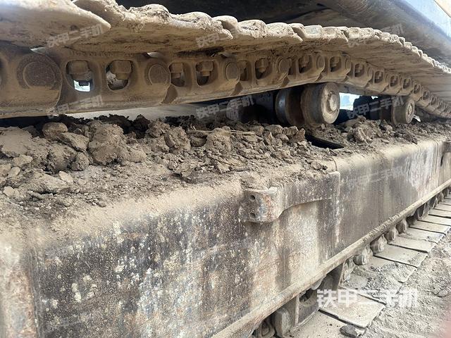 单侧履带整体（整机外观）