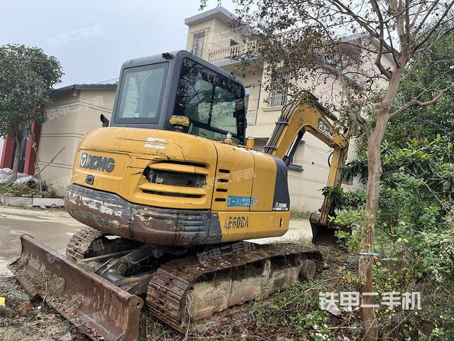 整機(jī)右后45°（整機(jī)外觀）