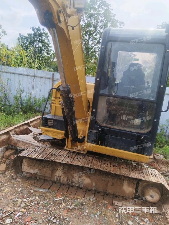 小臂整體左后（工作和回轉(zhuǎn)裝置）