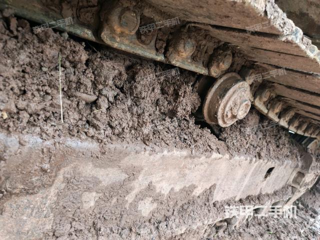 右側(cè)行走馬達蓋板（行走機構(gòu)）