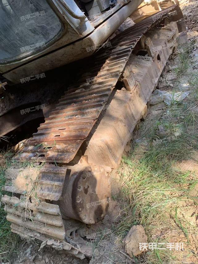 單側(cè)履帶整體（整機(jī)外觀）