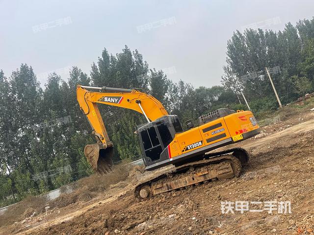 三一重工SY305H挖掘機(jī)