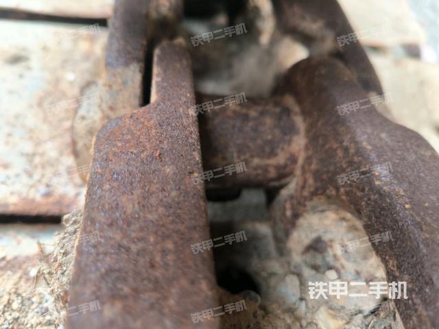 右側(cè)履帶整體?（行走機構(gòu)）