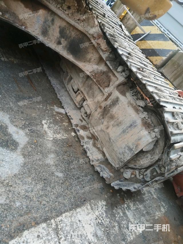 左側(cè)行走馬達(dá)蓋板（行走機(jī)構(gòu)）