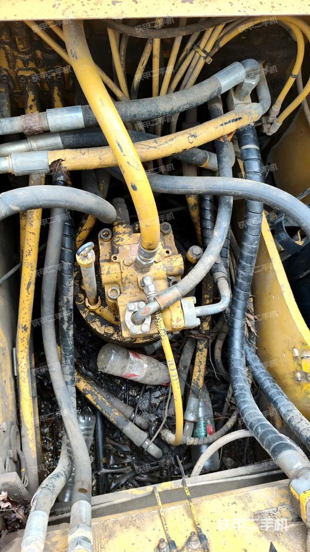 分配閥（上車部件）