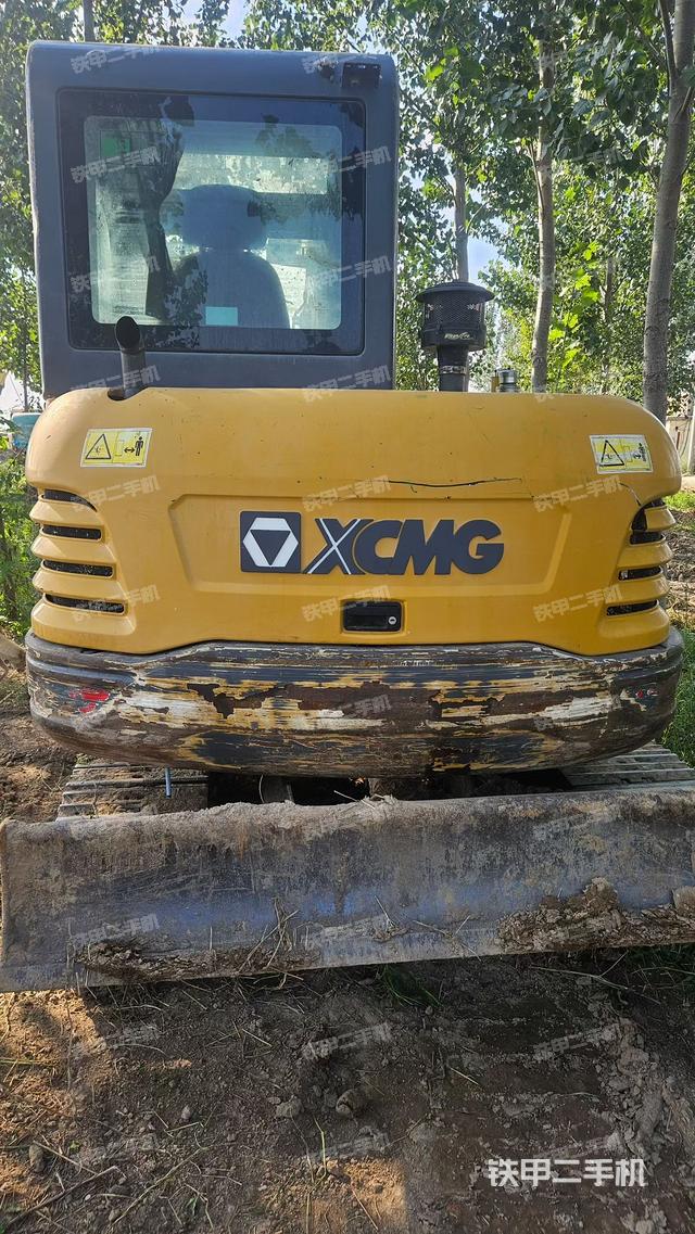 駕駛室頂部（整機(jī)外觀）