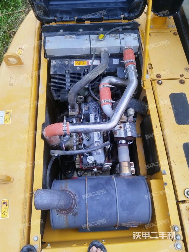 發(fā)動機(jī)室（上車部件）