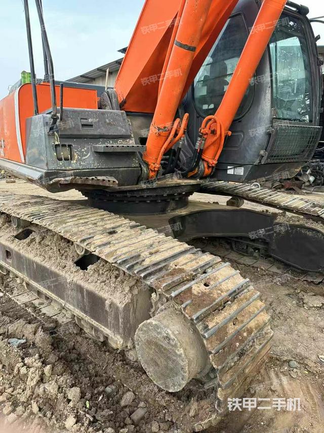 单侧履带整体（整机外观）