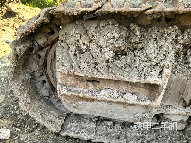 左側行走馬達蓋板（行走機構）